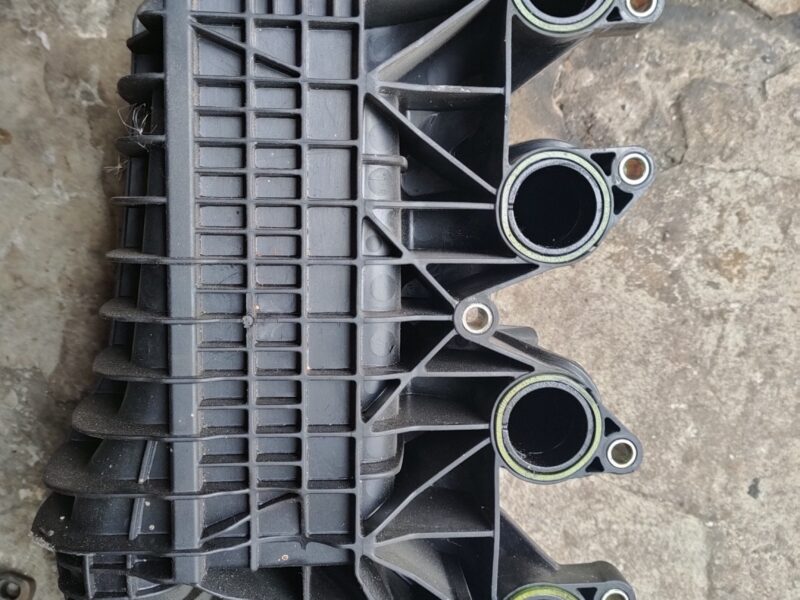 Kolektor Ssący VWAG 1.2 TSI nr ori 03F 129 711H , 03F145749B