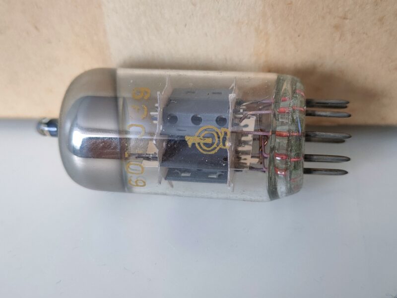 Lampa RFT ECC85 NOS